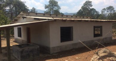 ALERTA! El COPINH denuncia hostigamientos, amenazas e intento de demolición de una casa en la comunidad de La Alianza, municipio de Siguatepeque. ALERTA! El COPINH denuncia hostigamientos, amenazas e intento de demolición de una casa en la comunidad de La Alianza, municipio de Siguatepeque.